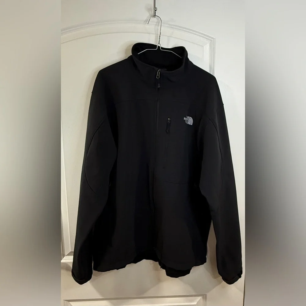 The North Face Men’s XL Black Softshell Jacket Full Zip Fleece Lined